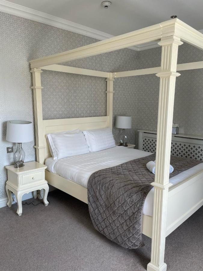 Hotel Inglewood Manor à Ledsham  Extérieur photo